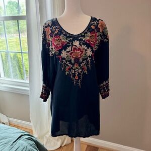 Johnny Was Embroidered Navy Tunic Top Large